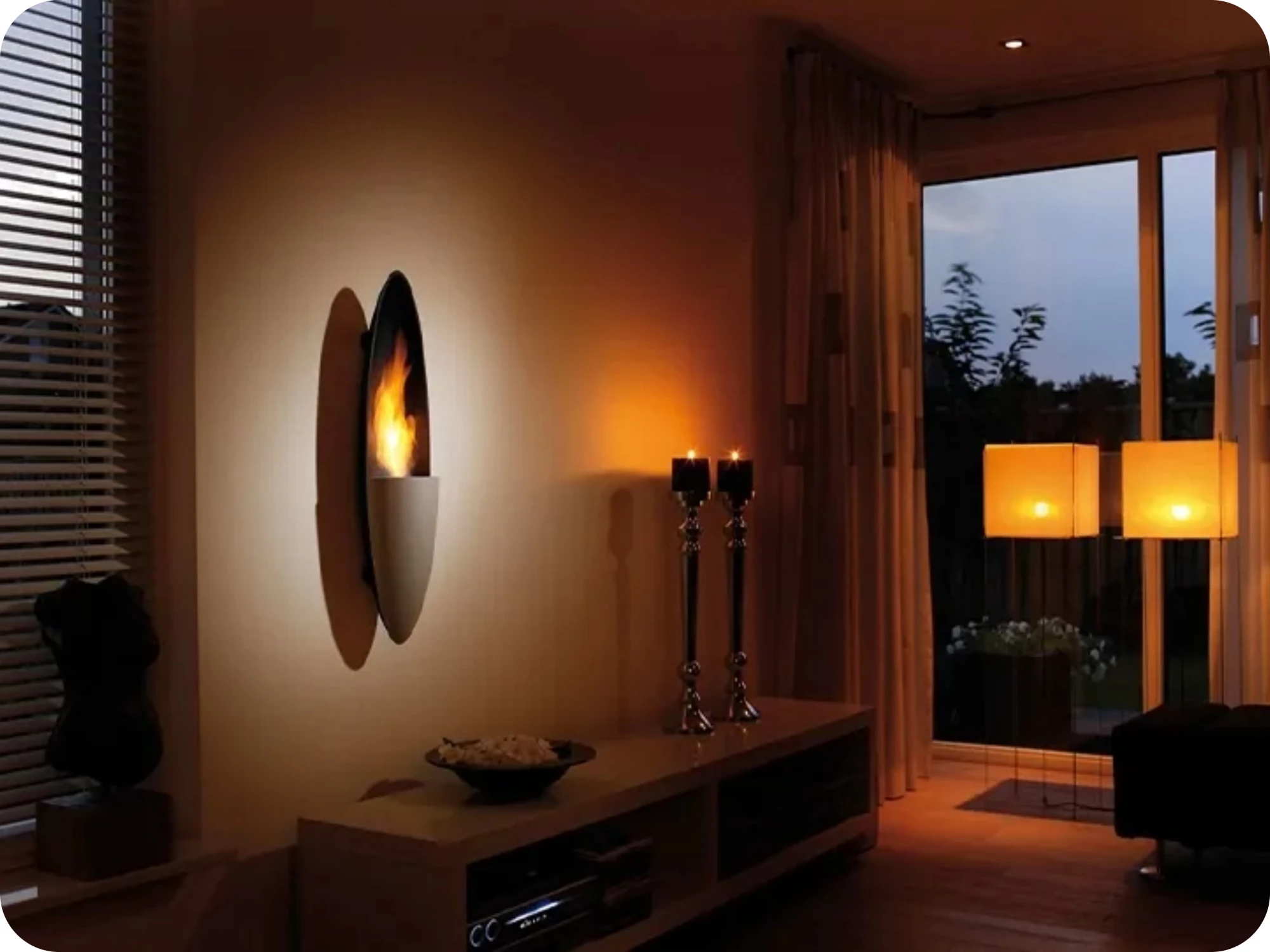 Biokominek Podwieszany firmy Safretti