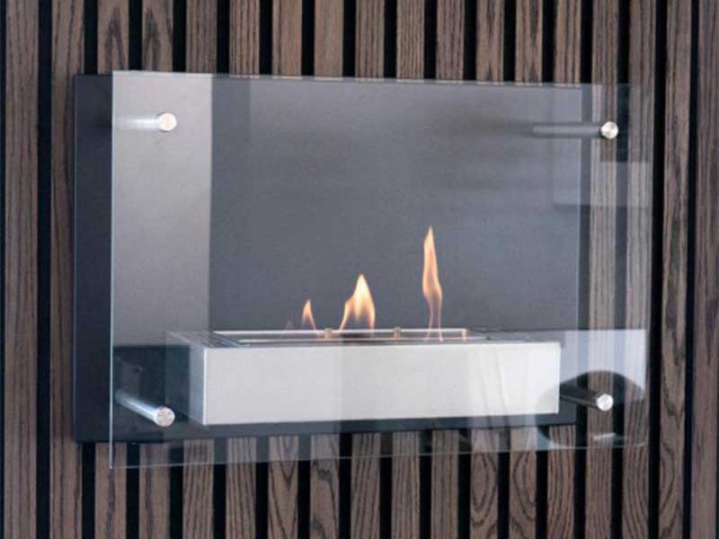 Nevada væghængt biopejs på træpaneler