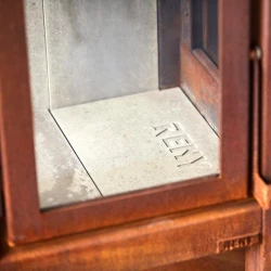 Betonplade til havepejse