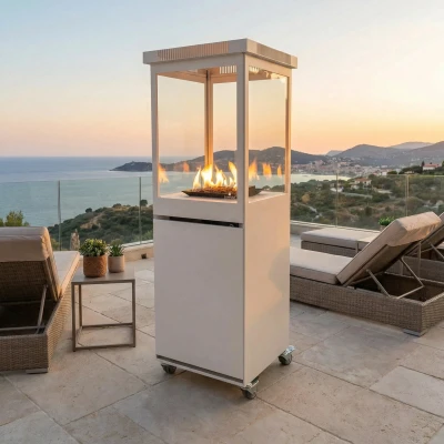 Ren och klassisk gaseldstad i matt vit för uteplats. Marino Original Matt Vit Gas Eldstad för uteplats