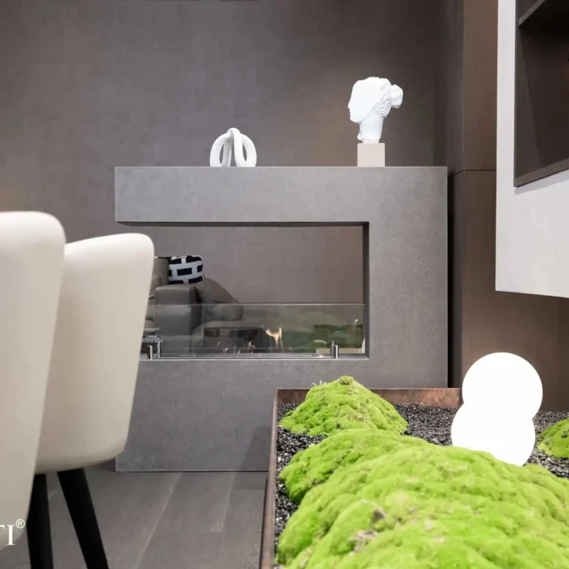 Rotterdam biopejs – space grey model med stærk varmeeffekt og unikt formsprog Rotterdam biopejs i space grey – moderne vægpejs i C-formet design med glas