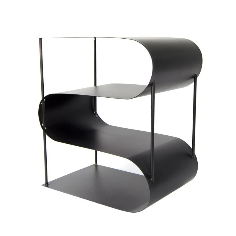 Sort buet br&aelig;ndeholder i st&aring;l