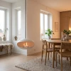Cocoon Fires Aeris hvit takhengt biopeis med st&aring;lstang &ndash; elegant og moderne design