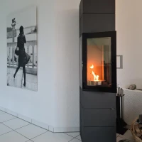 Ronde bio-ethanol brander met een capaciteit van 2,5 liter. Maat &Oslash;: 19 x H: 10 cm.