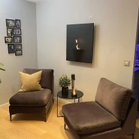 Safretti biohaard in aluminium met poedercoating voor aan de muur