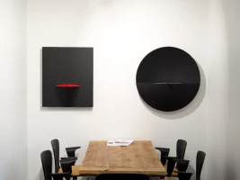 Safretti biohaard in aluminium met poedercoating voor aan de muur