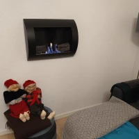 Ocean - Goedkope zwarte biohaard. Brandercapaciteit 0,7 liter. Brandtijd: 1-2 uur. Maat: H: 45 x B: 60 x D: 13,4 cm.