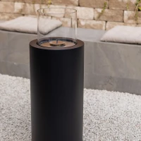 ScandiFlames Dualis bio-ethanol haard in het zwart met een cilindervormig veiligheidsglas