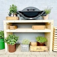 BBQ tafel met brede planken - 100 cm met bovenplaat