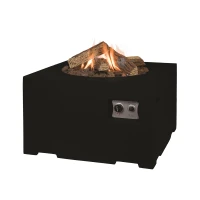 Vierkante tafel in het zwart - buiten