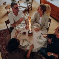 H&ouml;fats SPIN Air 1200 eiken bio-ethanol tafelhaard met hoog cilindervormig glas