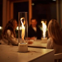 H&ouml;fats SPIN Air 900 Cr&egrave;mewitte Tafel Bio-ethanolhaard met Hoge Cilindrische Glas en Ronddraaiende Vlammen