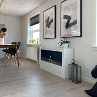 Eenzijdige vrijstaande bio-ethanol haard met een brandercapaciteit van 4 liter.