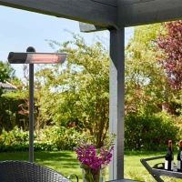 Zwarte vloermodel terrasverwarmer