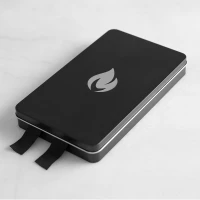 Nordic Flame Blusdeken in Zwart Design box