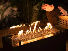 Planika Rio Zwart buiten gashaard met langwerpige vlammen