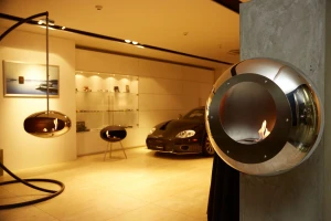 Muur hangende Vellum Cocoon Fires in gepolijst staal