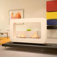 Witte vrijstaande biohaard met twee open zijdes