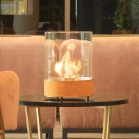 Tafel biohaard in kurk genaamde dansende vlammen