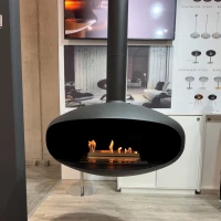 Icon Fires The ICONIC grote zwarte aan het plafond gemontuurde bio-ethanol haard met een diamter van 90 cm
