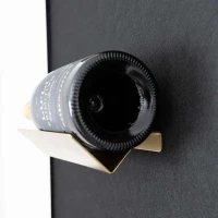 Vinreol til 6 flasker p&aring; Akustikpanel