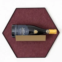 Vinreol til 1 flaske p&aring; Akustikpanel