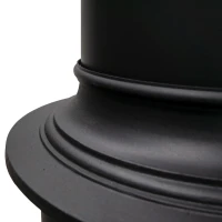 Klassieke vrijstaande bio-ethanolkachel in zwart, met regelbare vlam en milieuvriendelijke bio-ethanolbrandstof.